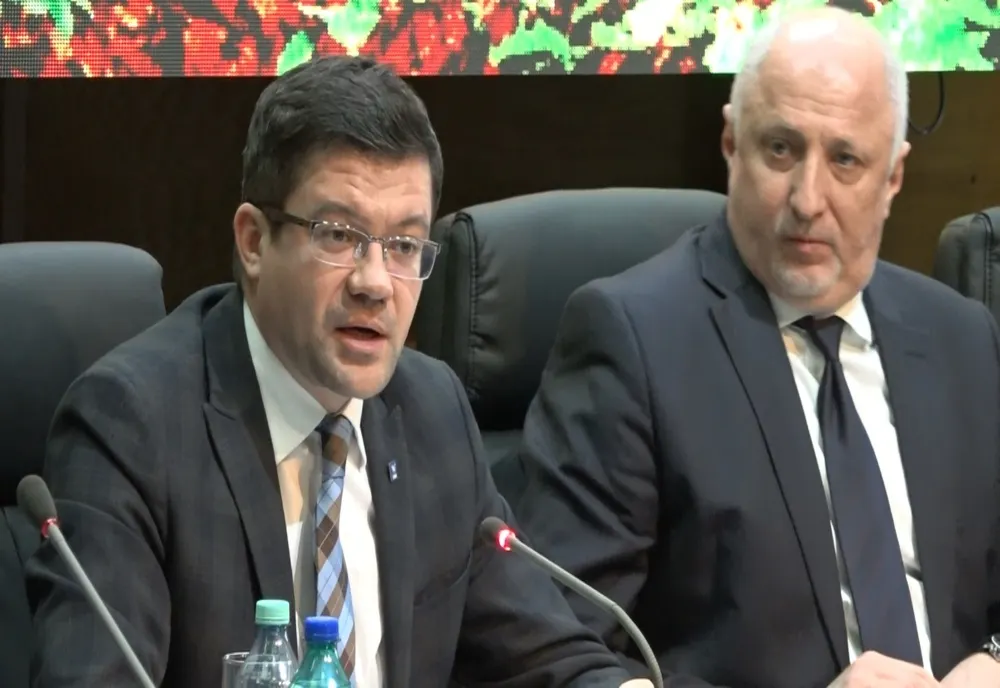 Dezmăț financiar în Ministerul Mediului. 24 de oameni angajați la comunicare și nicio conferință de presă organizată în 2019