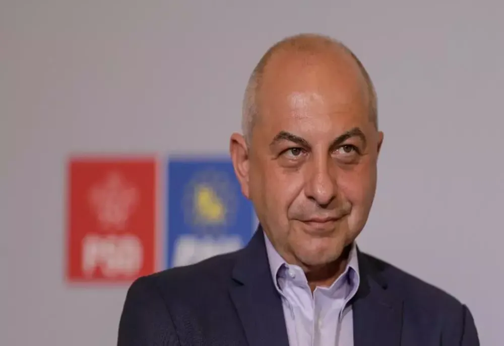 Cine îl scoate din lupta pentru Capitală pe Cîrstoiu? Coaliția îi caută înlocuitor: ce se discută în spatele ușilor închise