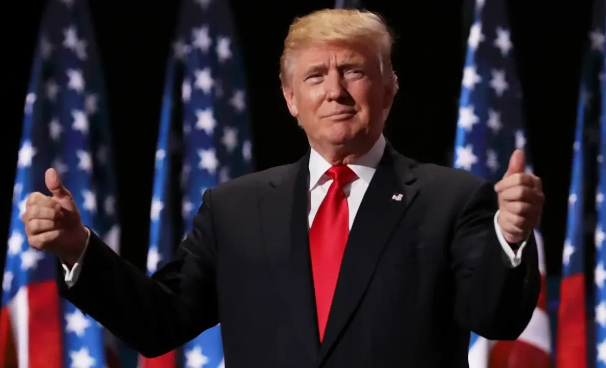 Trump pune presiune pe comercianții de benzină. Cere scăderea imediată a prețurilor și avertizează că vor fi „probleme mari”