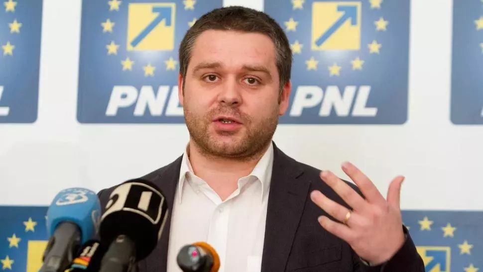 Primarul Capitalei, Ciprian Ciucu, a ieșit pe străzi: ”Daţi amenzi la agenţii, ministere!”