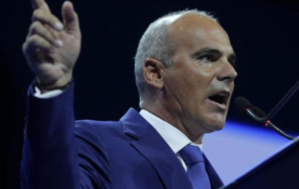 Rareș Bogdan, idee năstrușnică de dragul succesului efemer