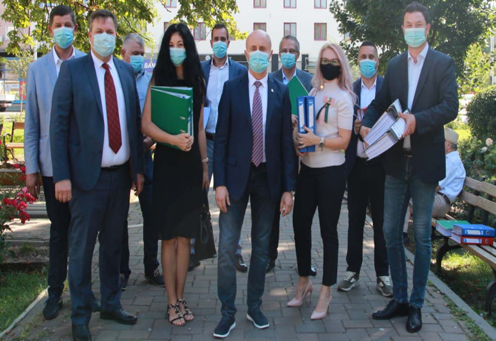 Cristinel Manolache și-a depus candidatura din partea PER pentru primăria Bacău