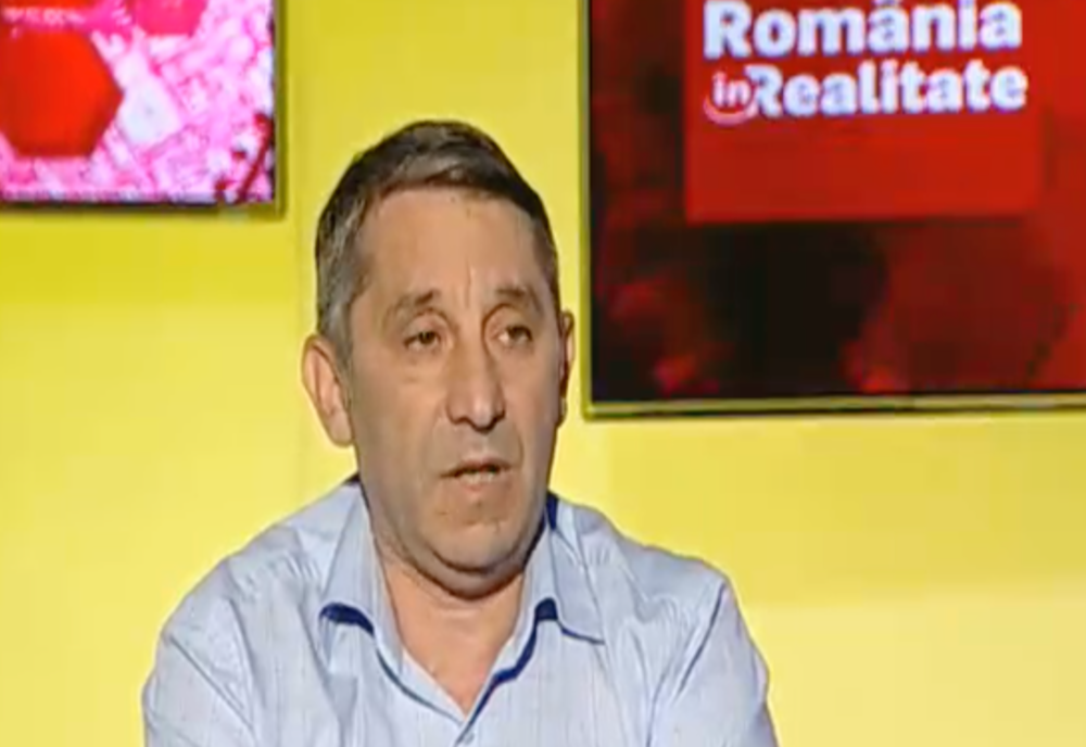Președintele Federației Naționale a Asociațiilor de Părinți, Iulian Cristache, la România în Realitate: „Ministerul Educației ne-a asigurat că vom avea 250.000 de tablete pe 10 septembrie”