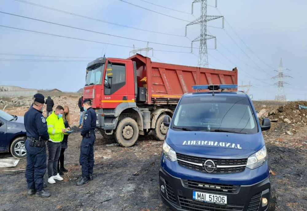 Garda de Mediu Ilfov dă amenzi usturătoare și confiscă mașinile