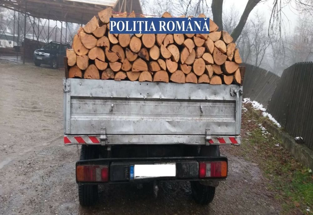 Controale în trafic pe linie silvică efectuate de polițiștii Secției de poliție rurală Beceni