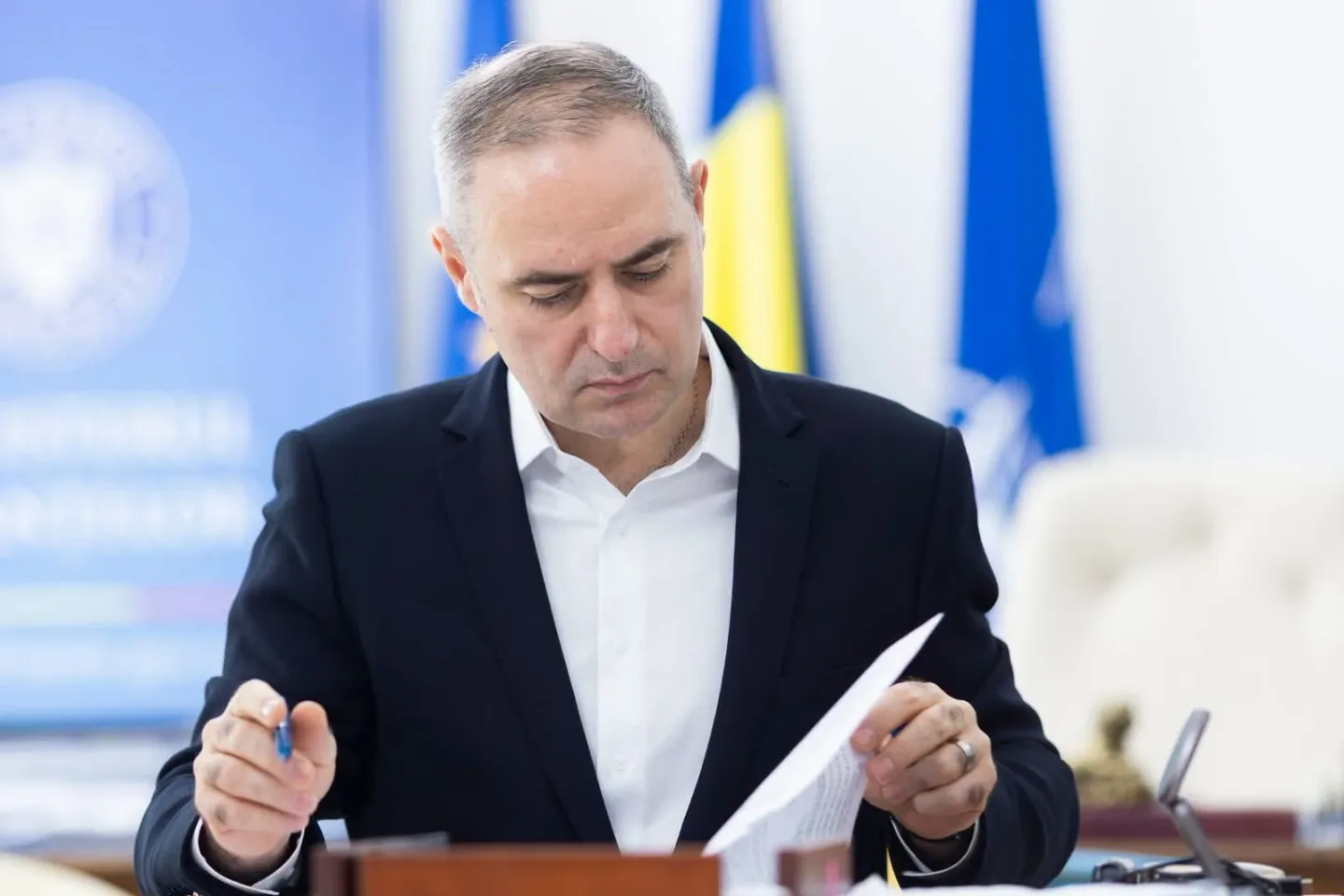 România, sub lupa S&P. Nazare: bugetul și reducerea deficitului sunt principalele noastre argumente