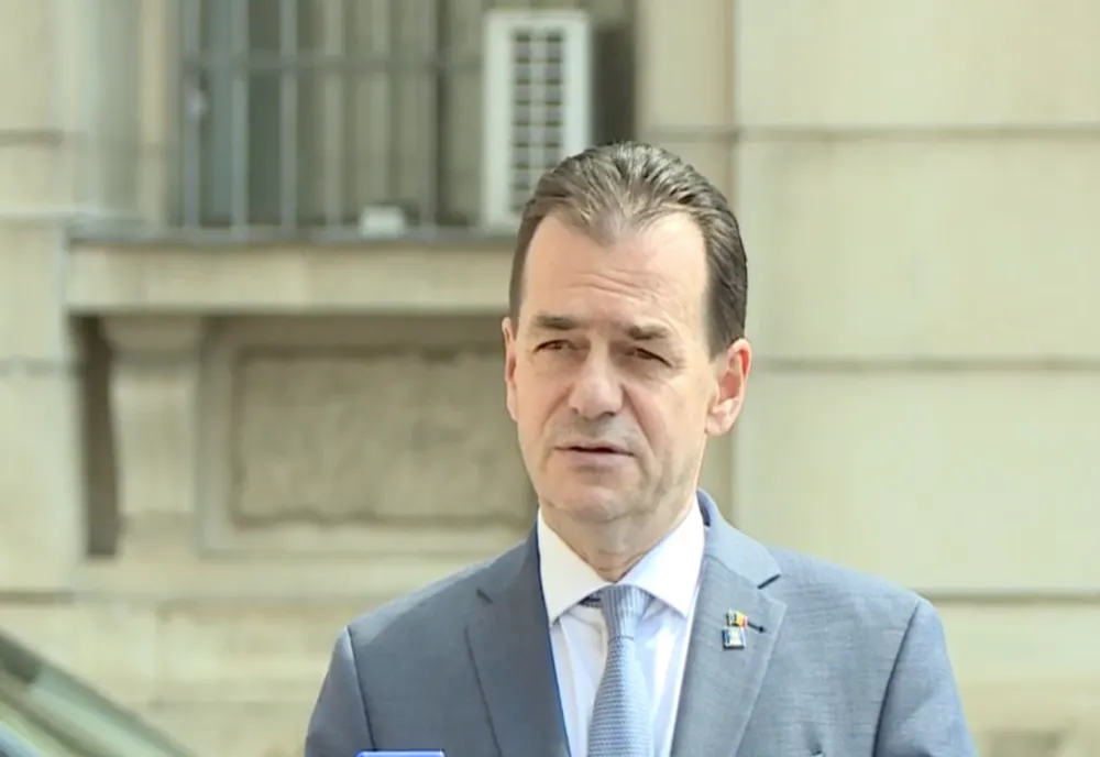 Orban anunță că Guvernul analizează atacarea la CCR a legii prin care data alegerilor parlamentare este stabilită de Parlament
