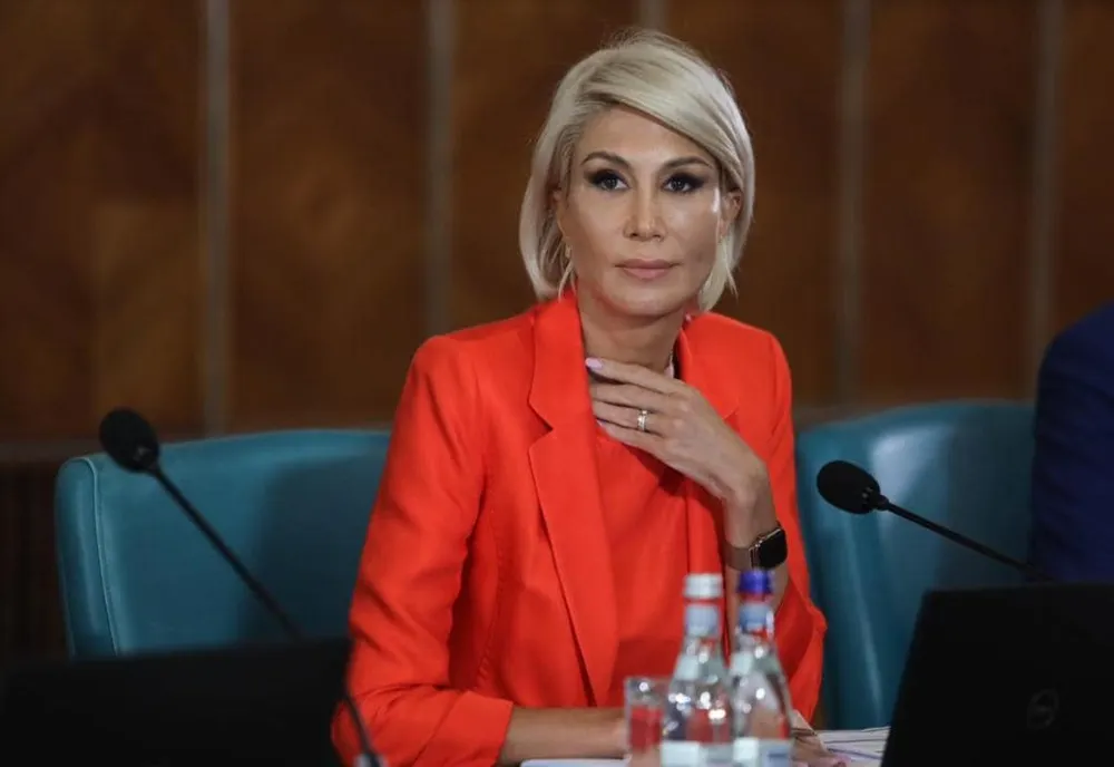 RALUCA TURCAN: INCREDIBIL FARISEISMUL LUI MARCEL CIOLACU CÂND DĂ LECŢII DESPRE CE TREBUIE FĂCUT ACUM ÎN ROMÂNIA