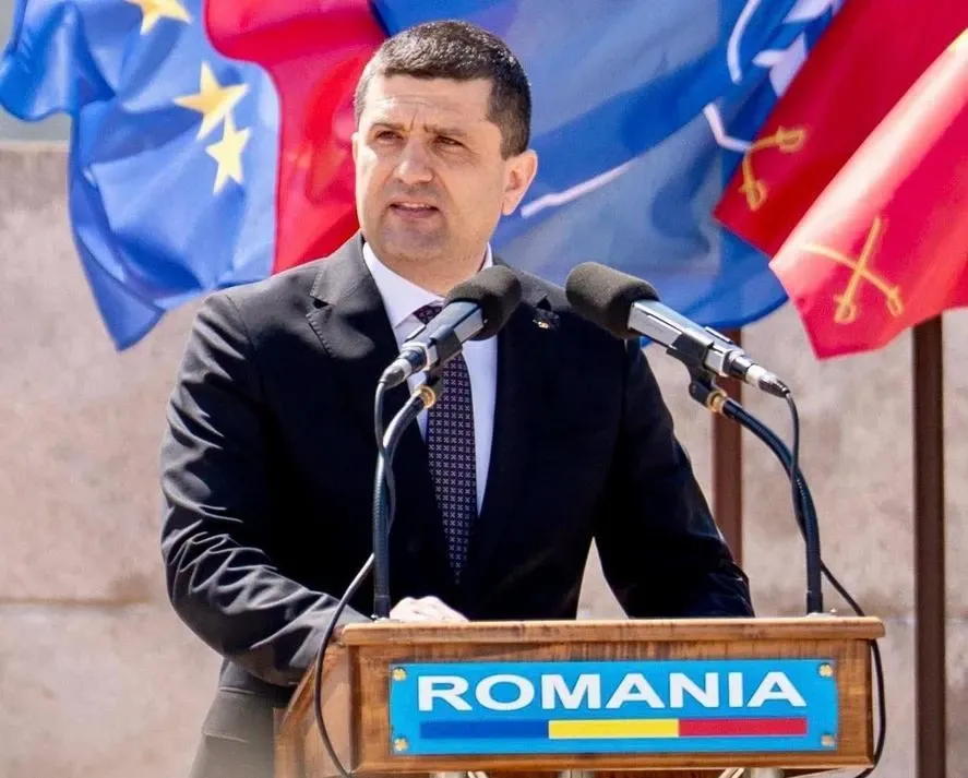 Radu Miruță
