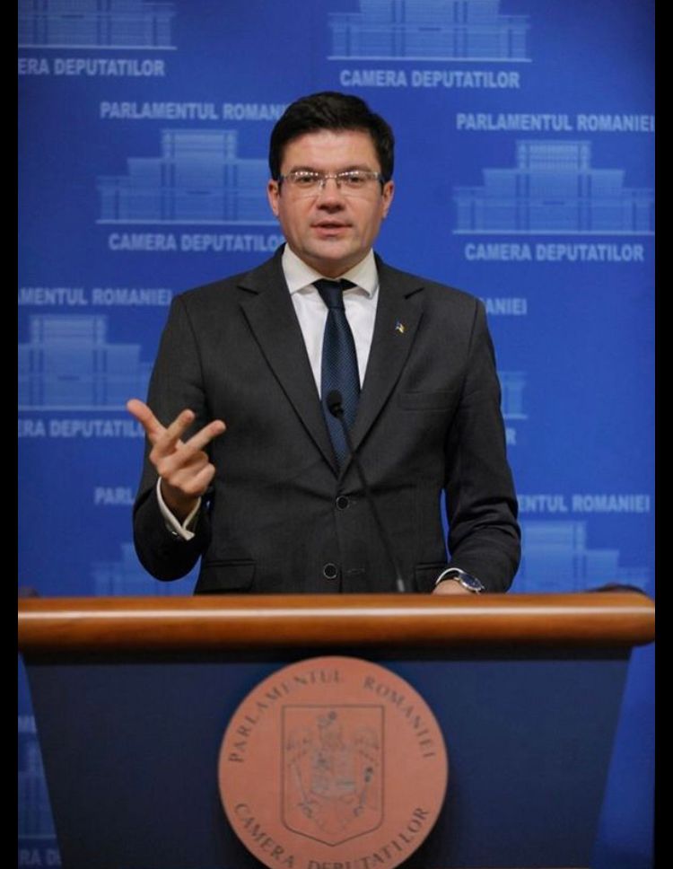 194E647E-E07D-44F0-885A-B01C2A6BB7D8