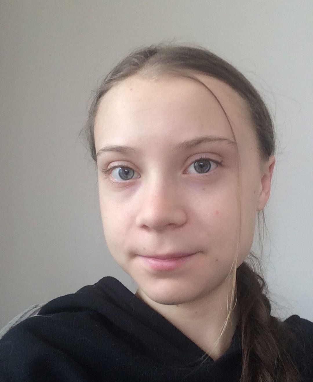 404DF939-1C9F-4A92-ADB7-1A7FDF3CC350