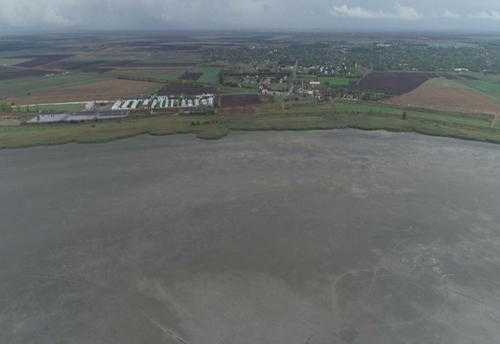 VIDEO| O  nouă catastrofă ecologică. Lacul Iezer Călărași a secat în mai puțin de trei luni