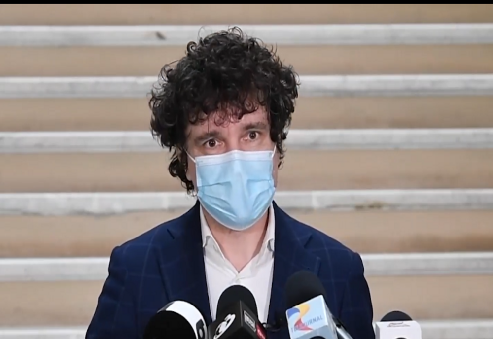 PER către Nicușor Dan: ”Ii cerem de urgență primarului general sa se trezeasca, în al 12-lea ceas și sa pună la dispoziția bucureștenilor condițiile minimale de siguranță pe strada”