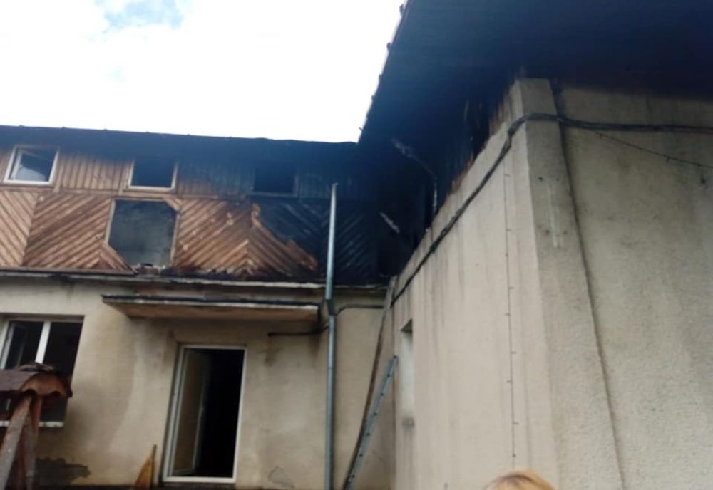 Amendă de 60.000 lei dată de comisarii Gărzii de Mediu Prahova unei societăţi comerciale cu activitate de fabricare a laptelui şi brânzeturilor