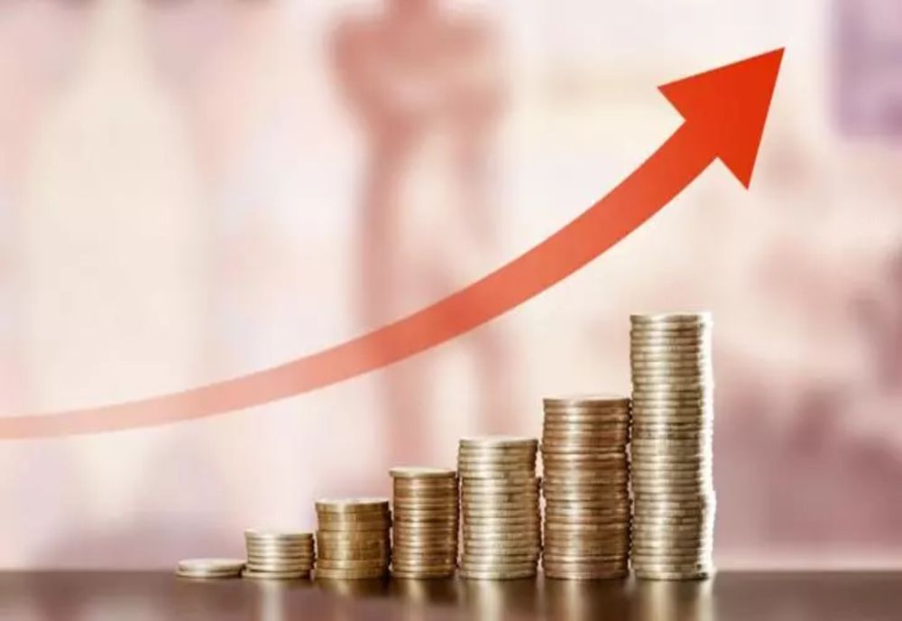 Vești proaste de la FMI: Prognoză de încetinire a economiei românești și o inflație de peste 10% în acest an