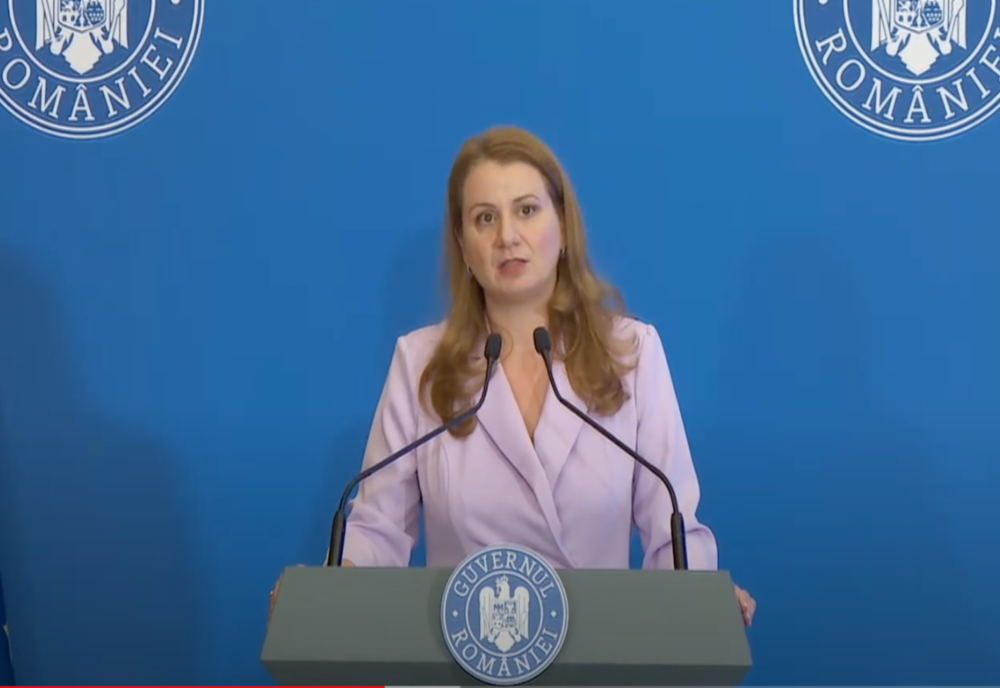 Moțiunea simplă împotriva ministrului Educației, dezbătută în Parlament - Ce i se reproșează Ligiei Deca